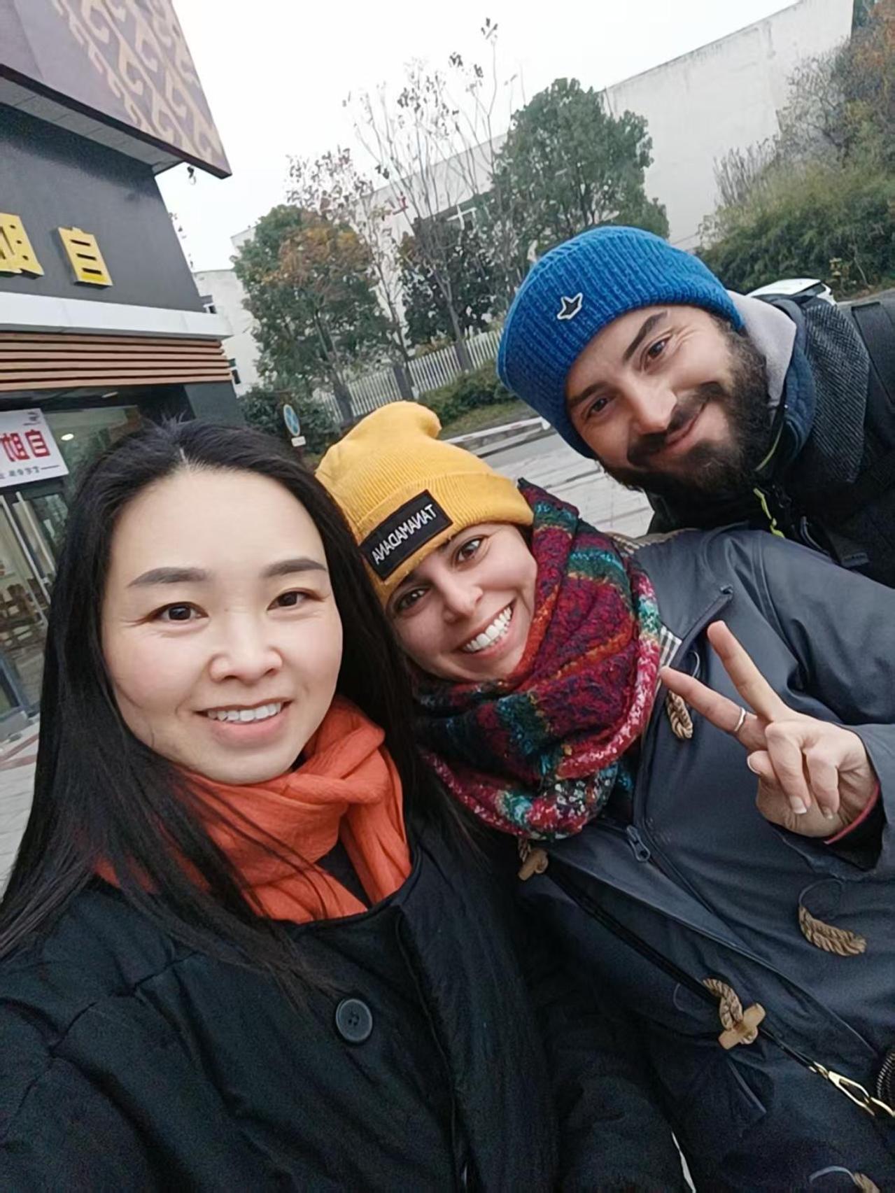 Chong Chong Guesthouse Zhangjiajie Zewnętrze zdjęcie